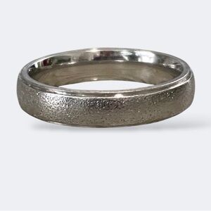 Sparkling Silver Textured Stainless Steel Ring Engagement Wedding Anniversary